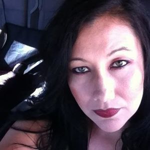 Meet your Posher, Raquel